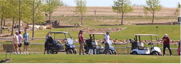 Putting Easier At  Big Hole Tourney